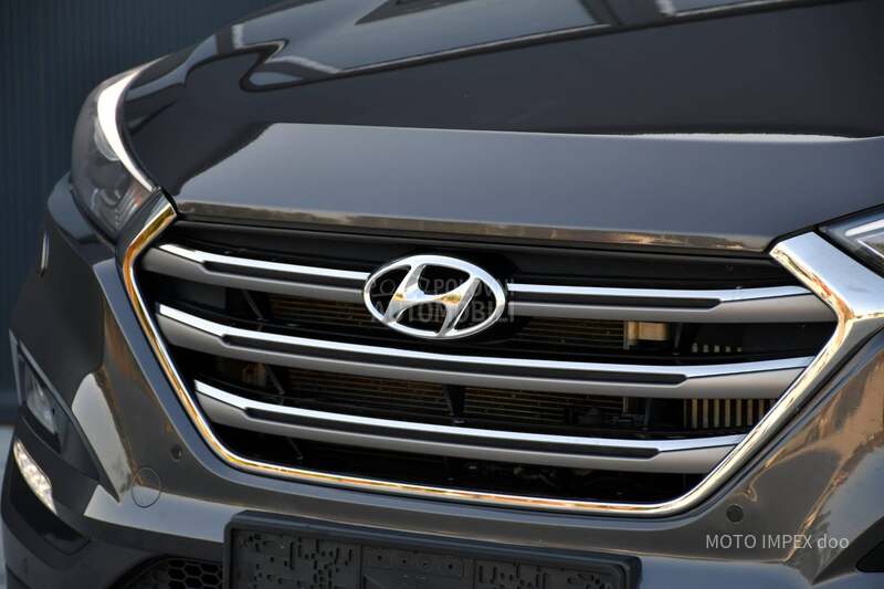 Hyundai Tucson 2.0 CRDI / 4X4 / CH