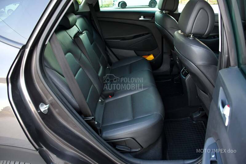 Hyundai Tucson 2.0 CRDI / 4X4 / CH