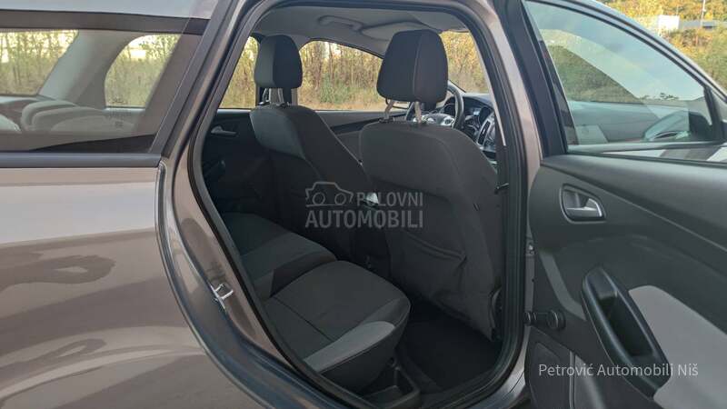 Ford Focus 1.6 TDCi /ACTUALLY/