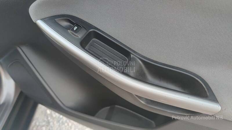 Ford Focus 1.6 TDCi /ACTUALLY/