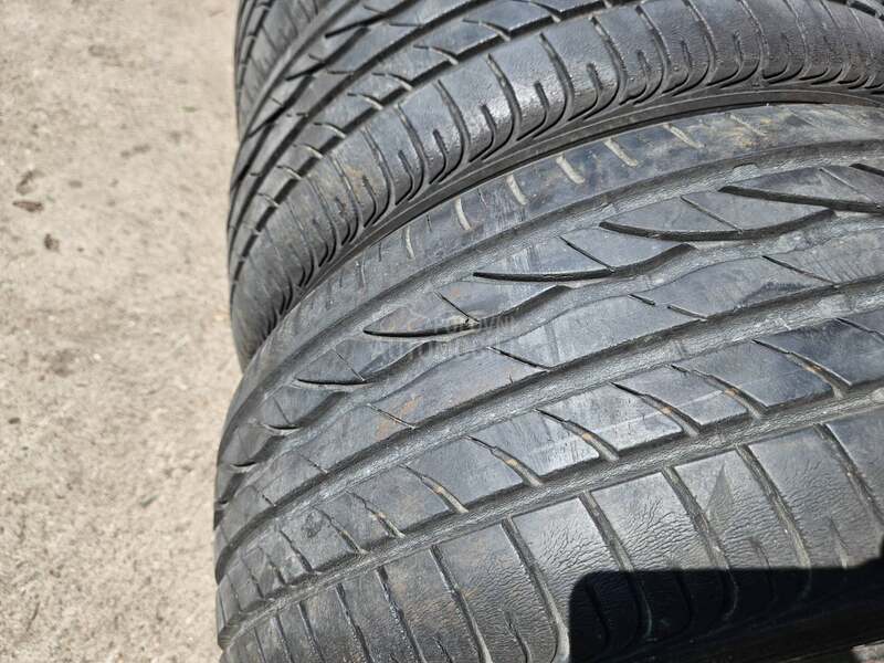 Bridgestone 215/45 R16 Letnja