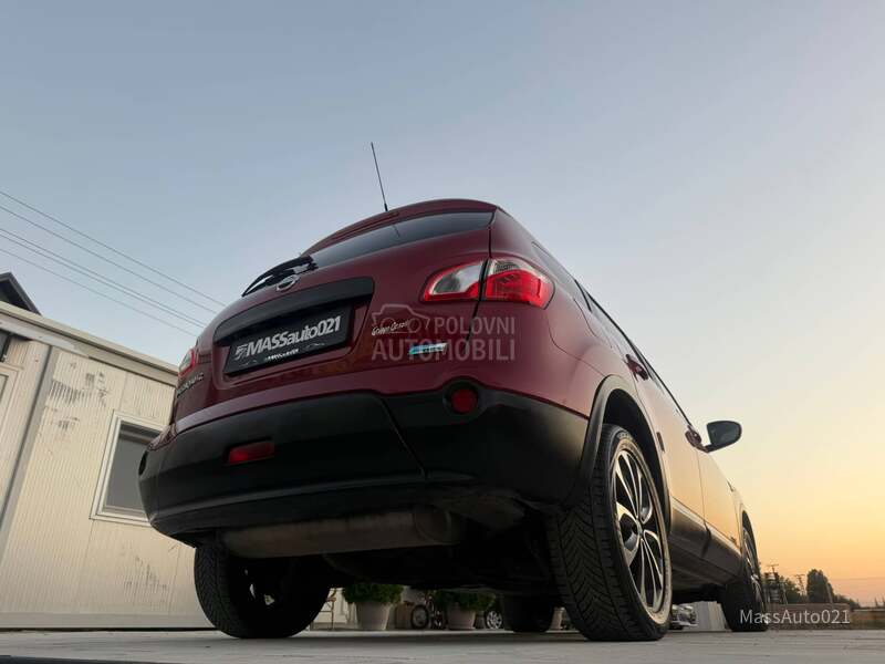 Nissan Qashqai + 2 1.5 dci