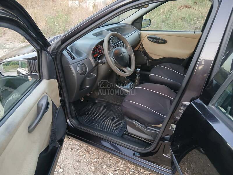 Fiat Punto DOBAR