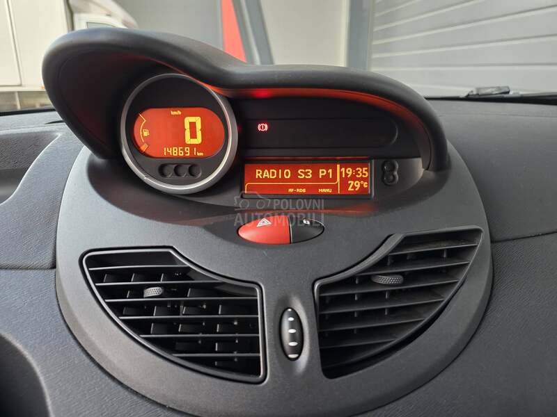 Renault Twingo 1.2 RIP CURL