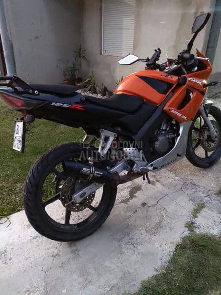 Honda cbr 125