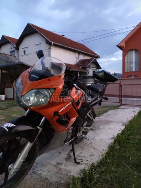 Honda cbr 125