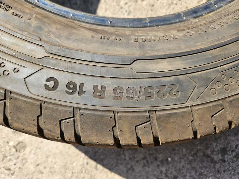 Continental 225/65 R16 Letnja