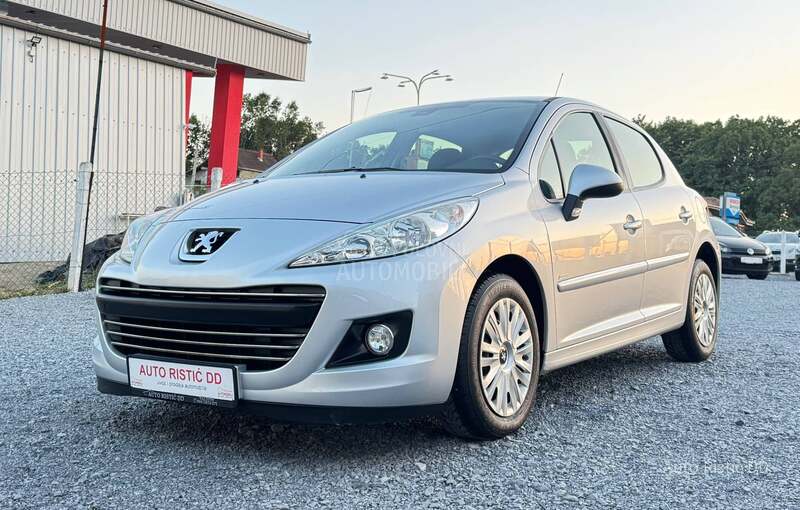 Peugeot 207 1.6 HDI RESTA-YLING