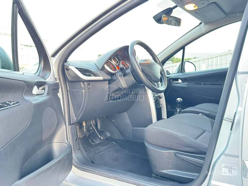 Peugeot 207 1.6 HDI RESTA-YLING