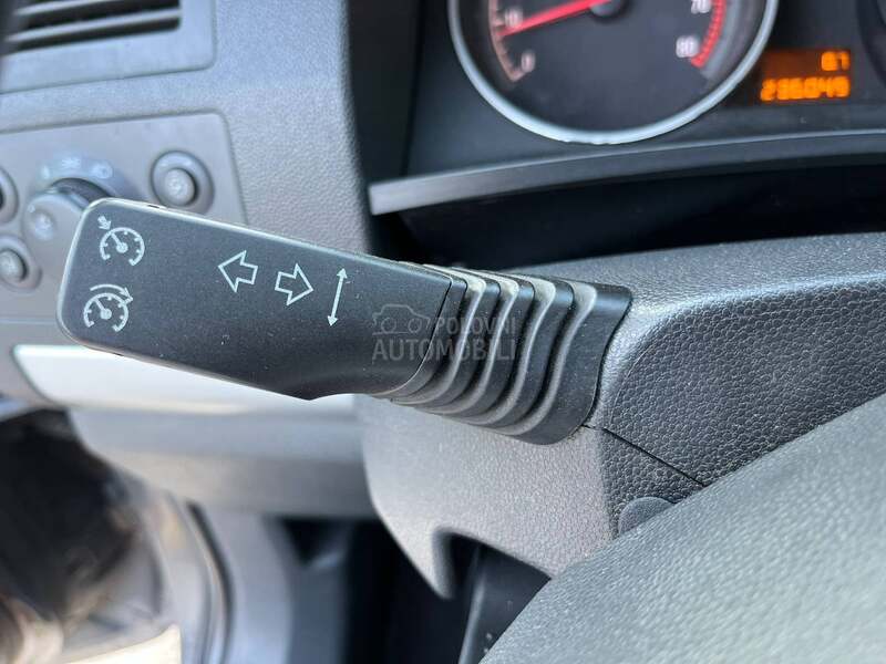 Opel Zafira 7 sedista METAN