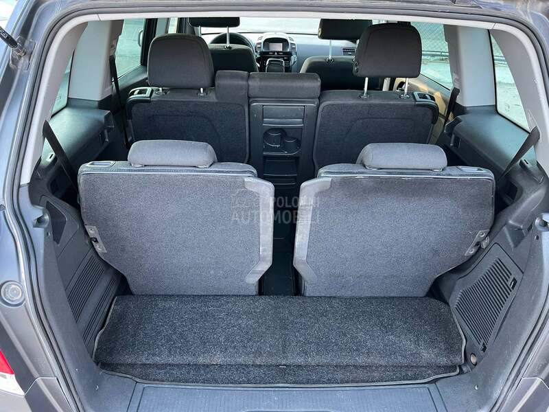 Opel Zafira 7 sedista METAN