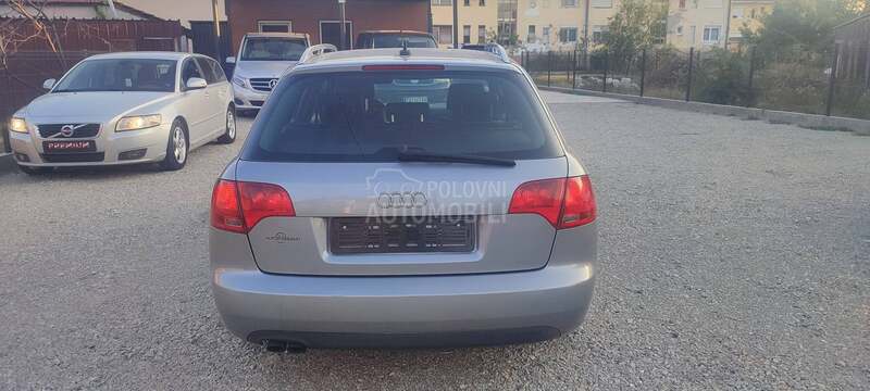 Audi A4 S-L.I.NE