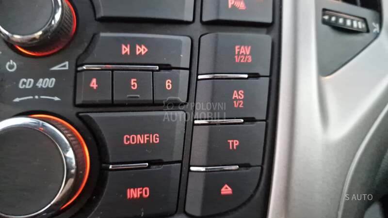 Opel Astra J KREDlTl BEZ UCESCA