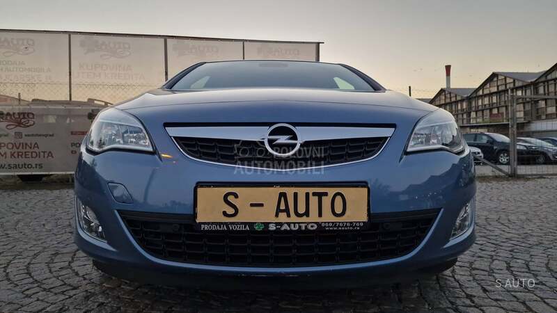 Opel Astra J KREDlTl BEZ UCESCA