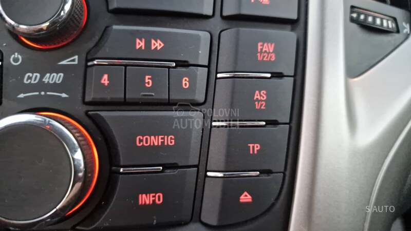 Opel Astra J KREDlTl BEZ UCESCA