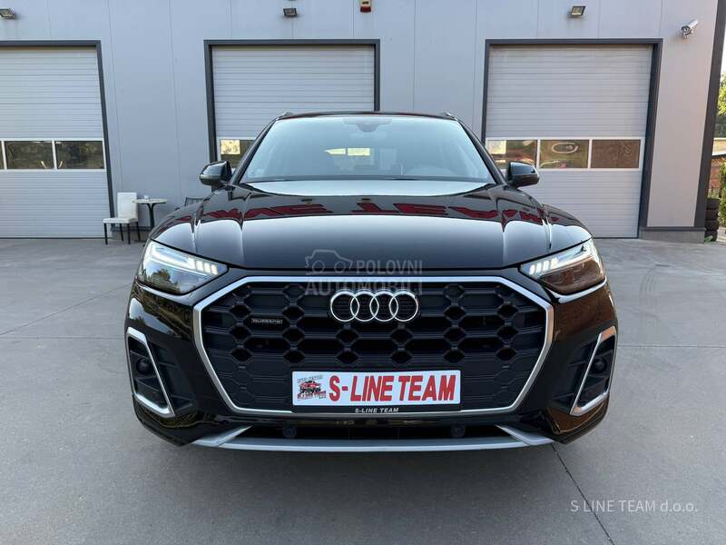 Audi Q5 2.0 TDI/SLINE/MATRIX