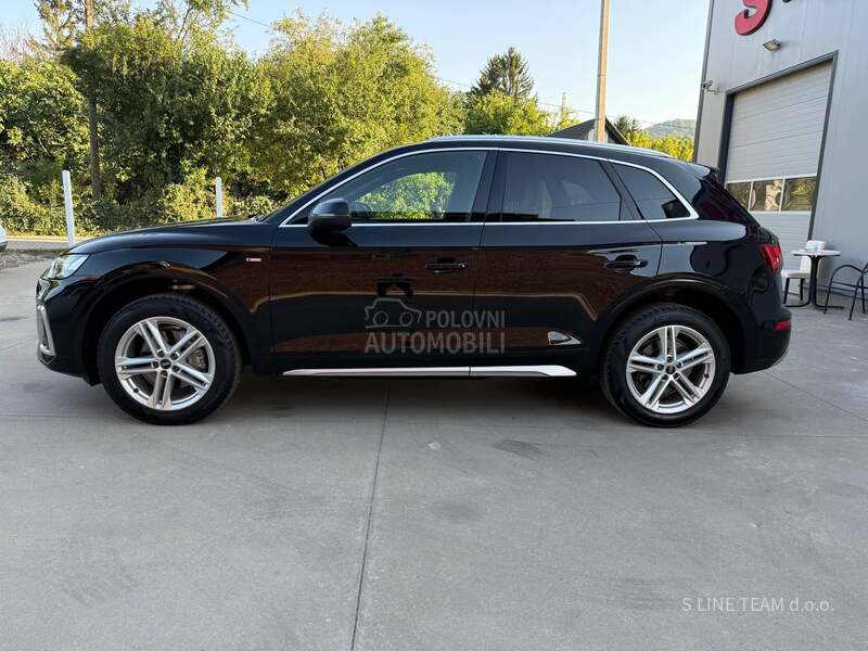 Audi Q5 2.0 TDI/SLINE/MATRIX