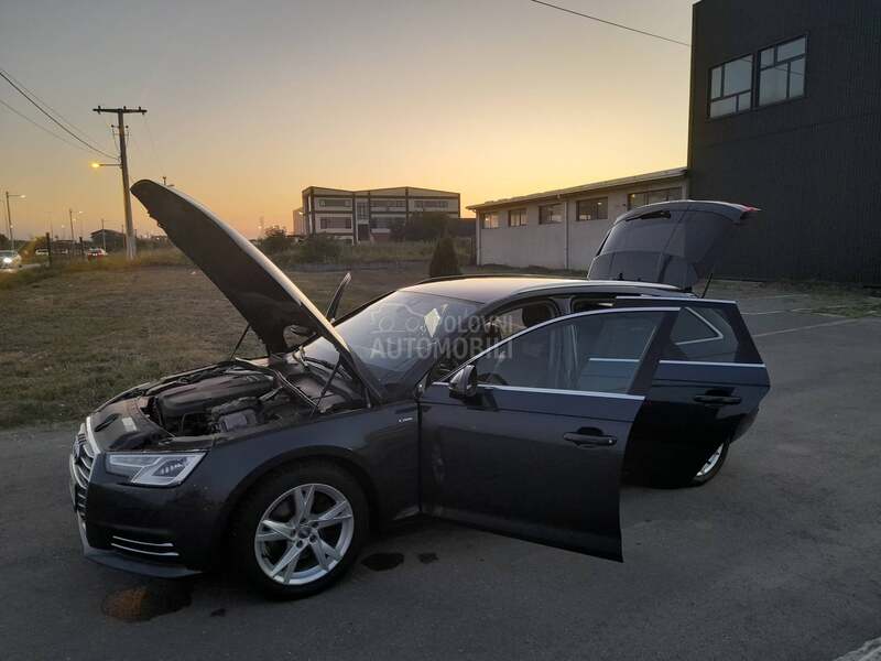 Audi A4 s line