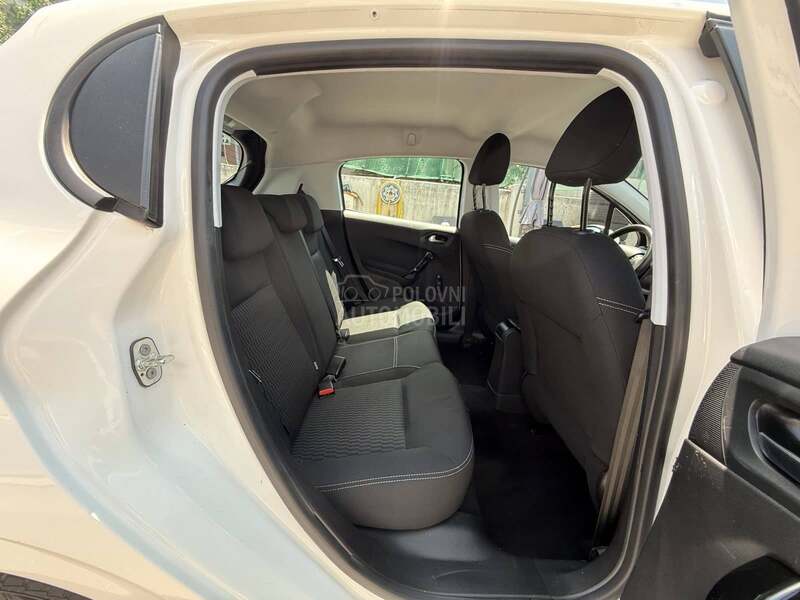 Peugeot 208 1.2 B