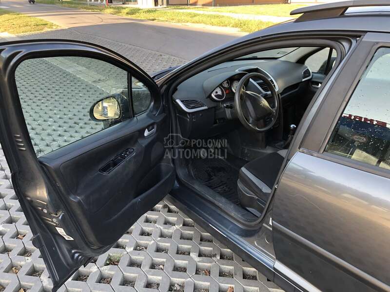Peugeot 207 1.6 HDI