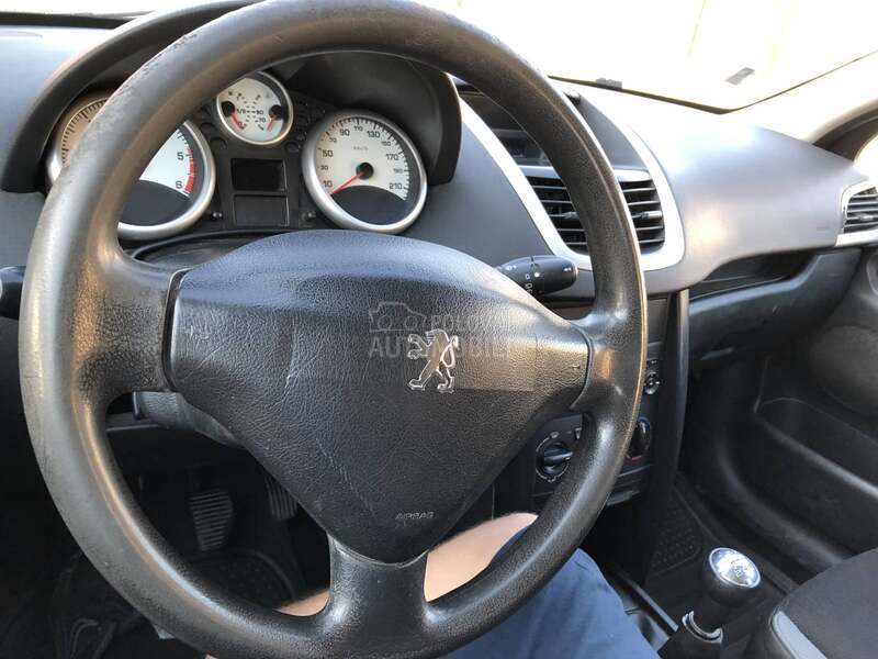 Peugeot 207 1.6 HDI