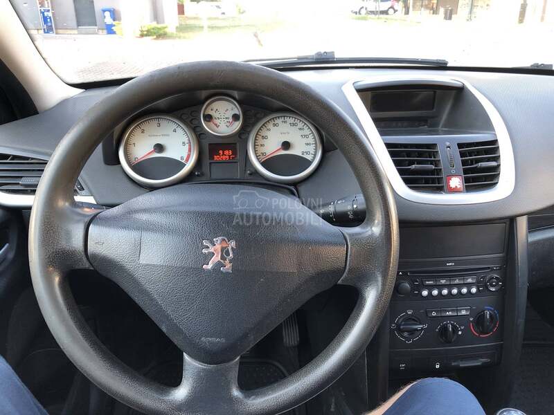 Peugeot 207 1.6 HDI