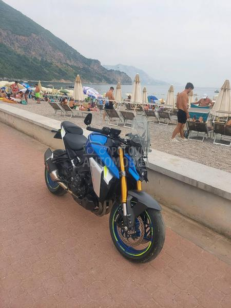 Suzuki GSXS