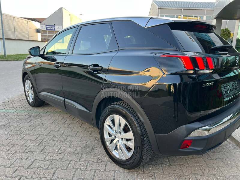 Peugeot 3008 1.2 ACTIVE 2019