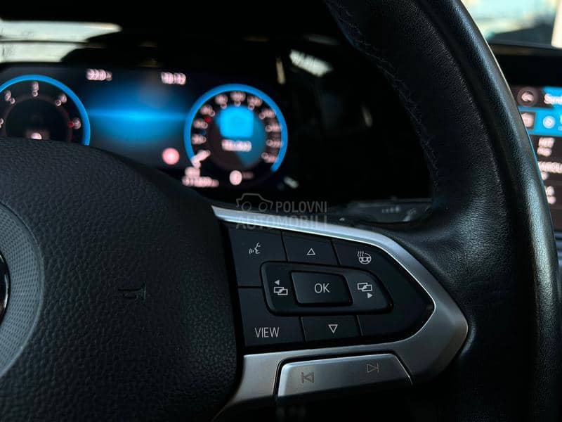 Volkswagen Golf 8 ACTIV