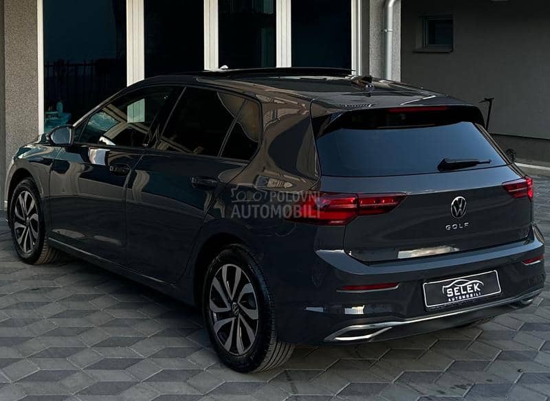 Volkswagen Golf 8 ACTIV