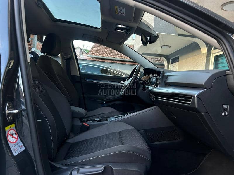 Volkswagen Golf 8 ACTIV