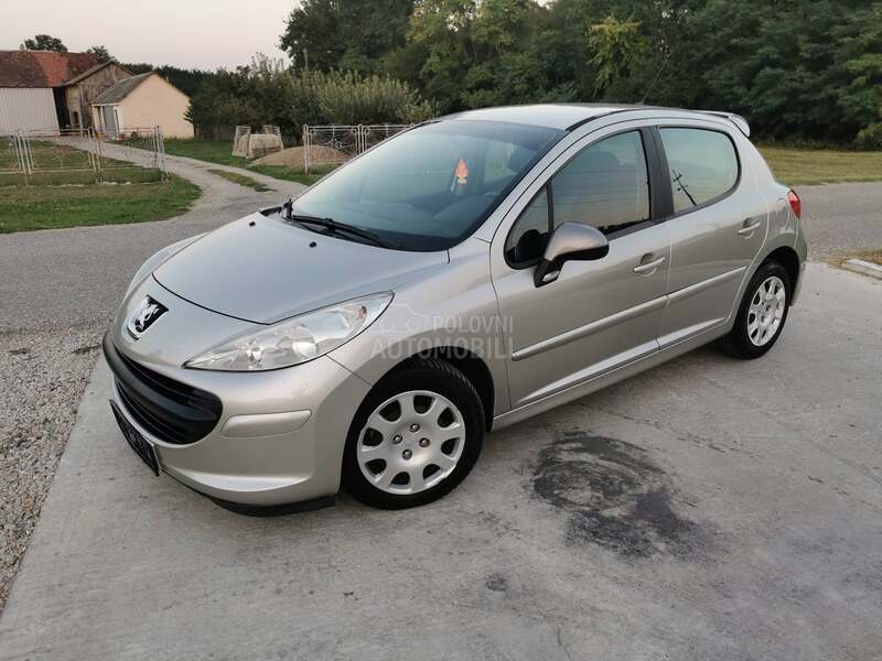 Peugeot 207 1.4b