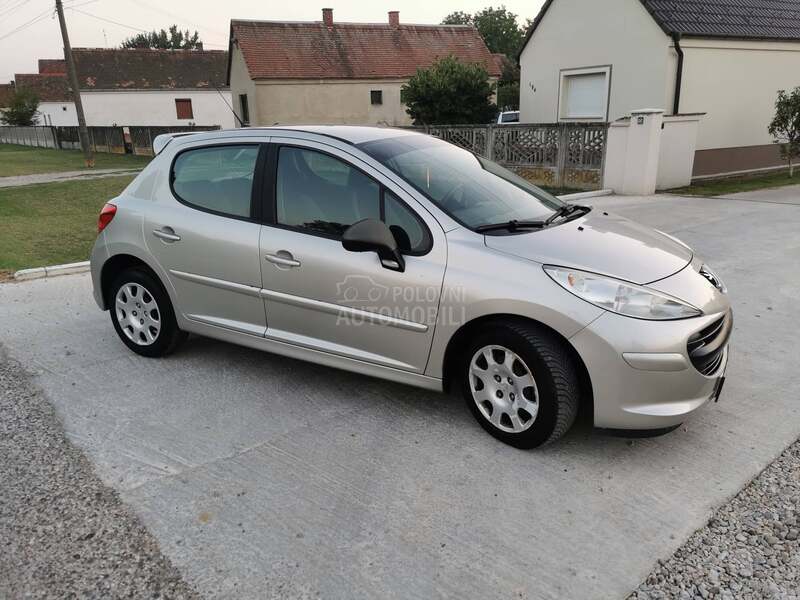 Peugeot 207 1.4b