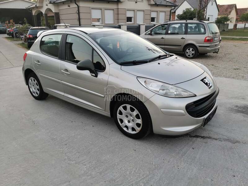 Peugeot 207 1.4b