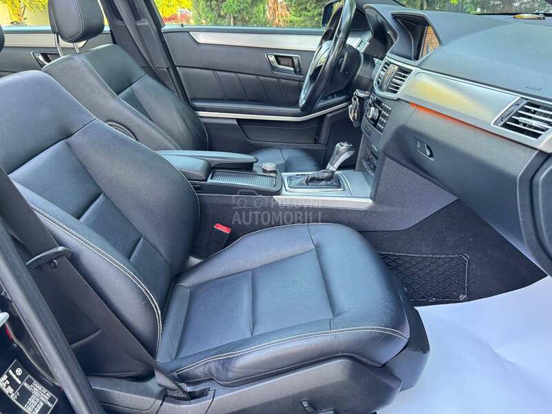 Mercedes Benz E 220 AMG/PANO/F1/KOŽA/LED