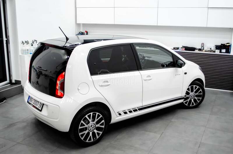 Volkswagen up! 1.0  Grove