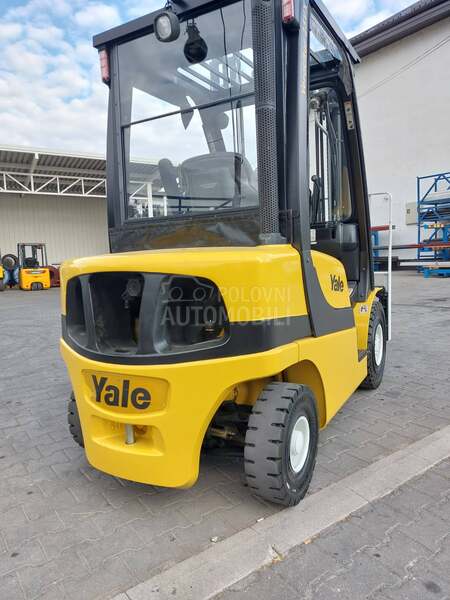 Yale 3tone triplex