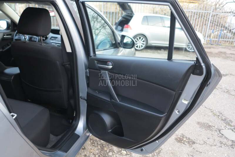 Mazda 3 1.6 D SVAJCARSKA