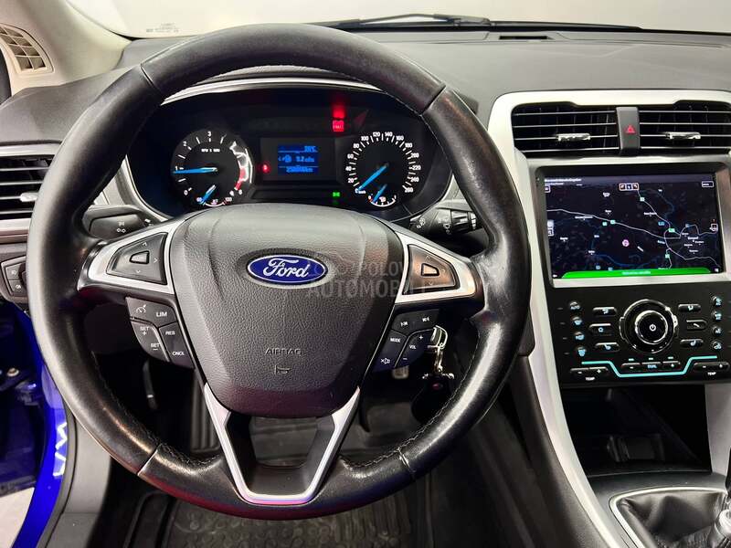 Ford Mondeo 