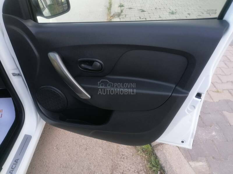 Dacia Logan 0.9i AMBIANCE CH