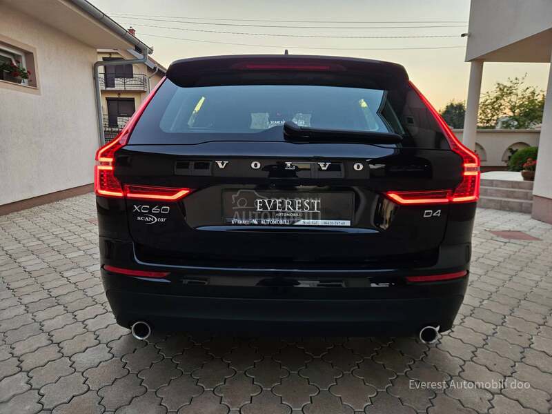 Volvo XC60 2.0D4/MOMENTUM/