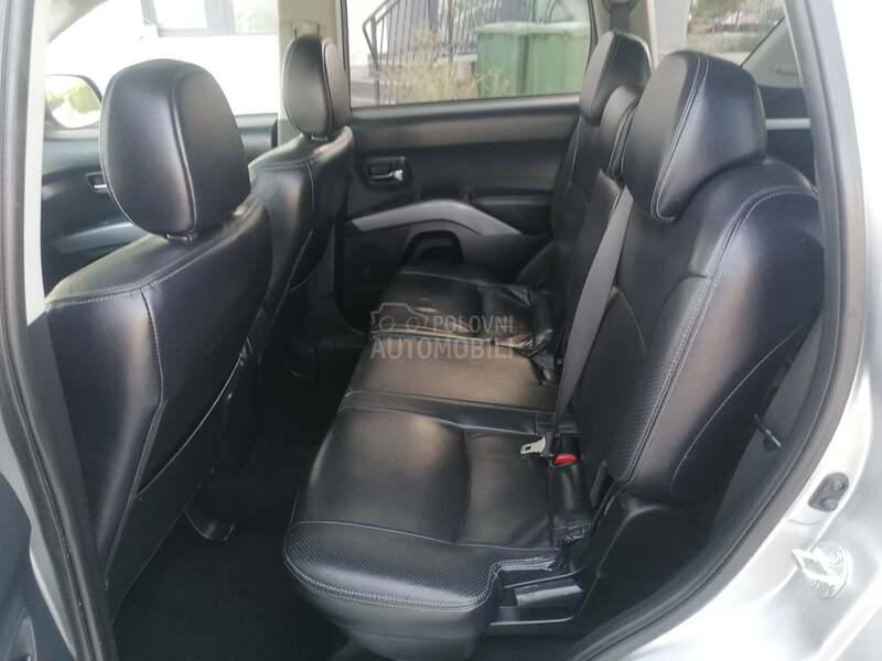 Mitsubishi Outlander 2.0did 4x4 INTENSE