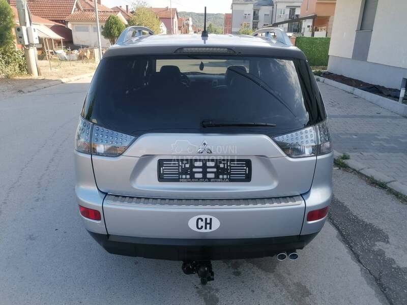Mitsubishi Outlander 2.0did 4x4 INTENSE