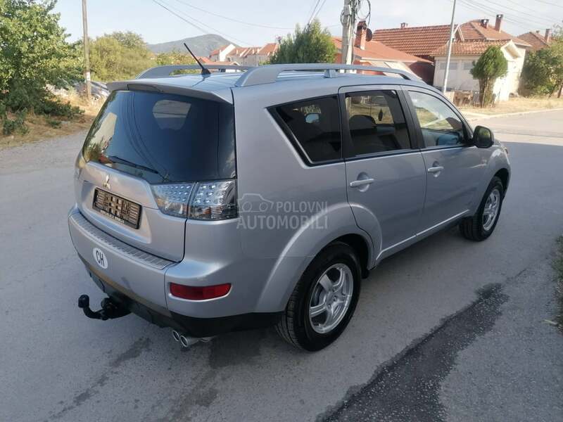 Mitsubishi Outlander 2.0did 4x4 INTENSE