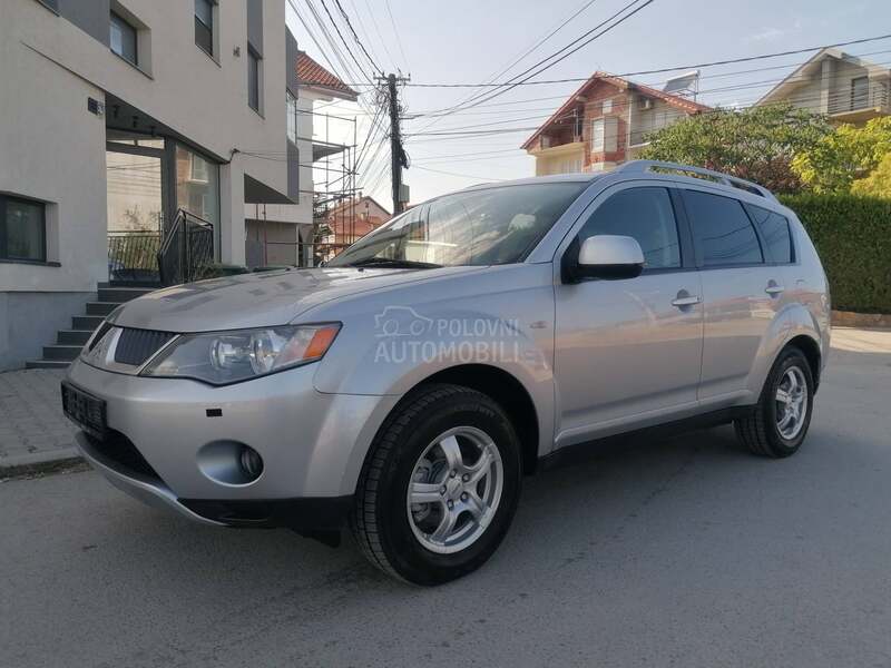 Mitsubishi Outlander 2.0did 4x4 INTENSE
