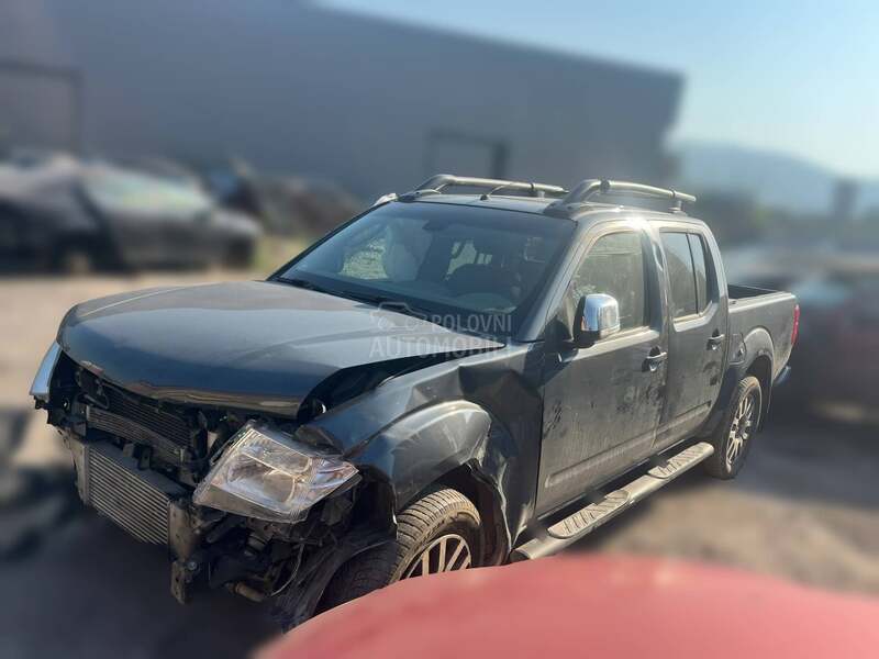 Nissan Navara V9X 2011. god. -  kompletan auto u delovima