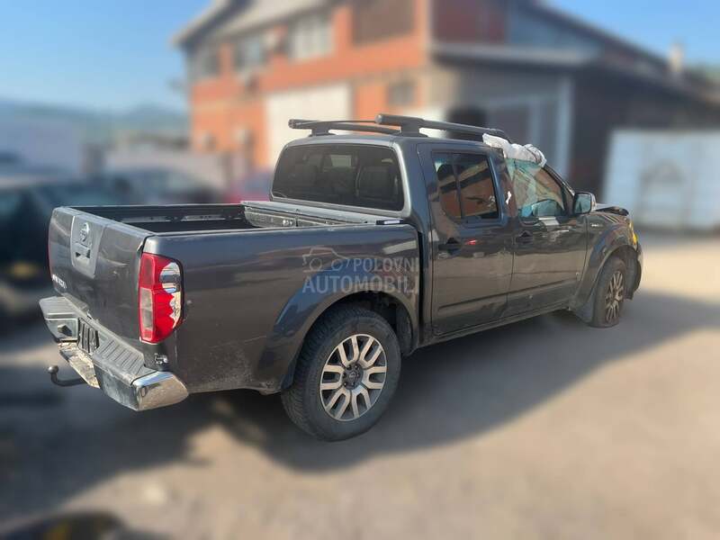 Nissan Navara V9X 2011. god. -  kompletan auto u delovima
