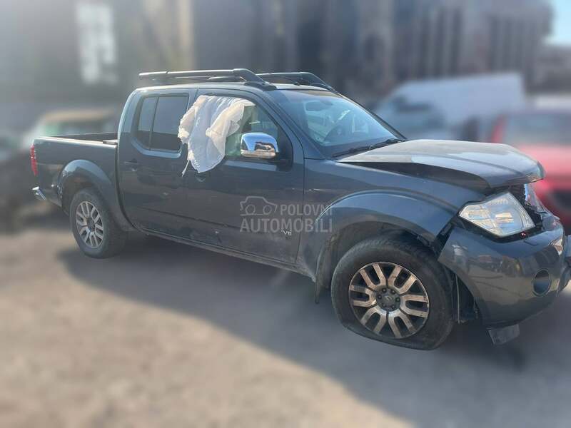Nissan Navara V9X 2011. god. -  kompletan auto u delovima