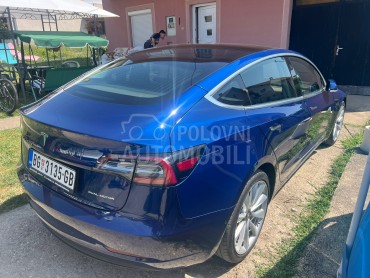 Tesla Model 3 long Range
