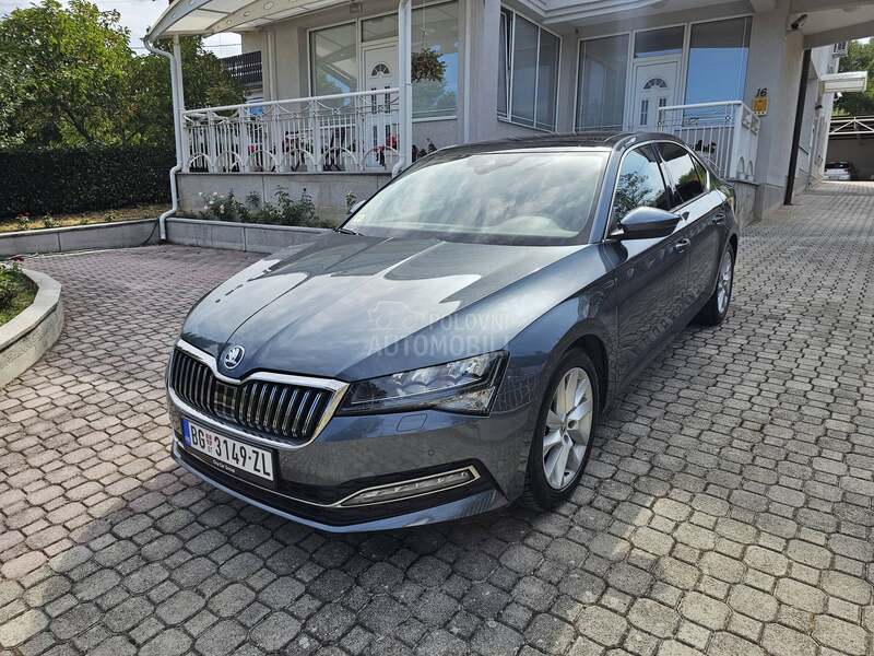 Škoda Superb 2.0 Tdi/Dsg/Style